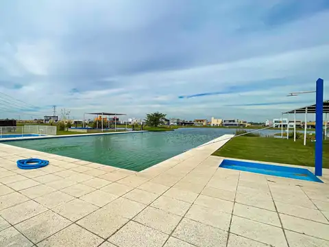 Terreno en Venta en Laguna Azul, USD 21.000