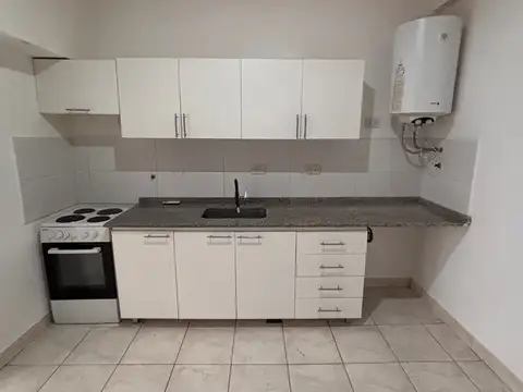 Departamento en Alquiler en Villa Bosch, $ 500.000