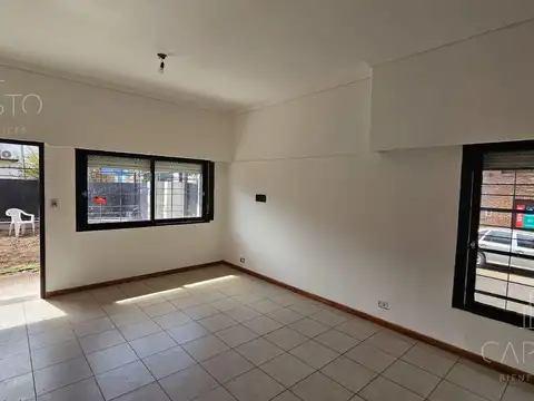 Casa 4 ambientes Jardín, patio y cochera en San Andrés (zona Agustiniano)