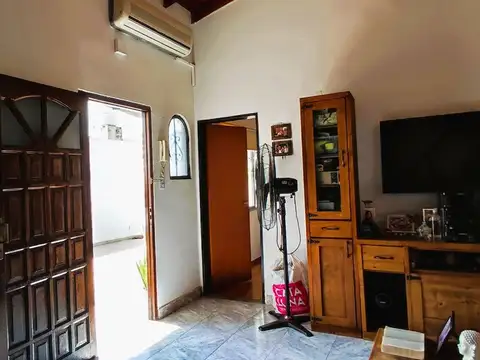 Depto Tipo Casa en Venta en Ciudadela, USD 129.000