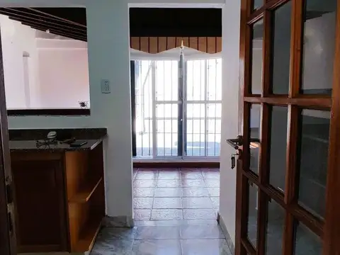 Depto Tipo Casa en Venta con 1 cocheras