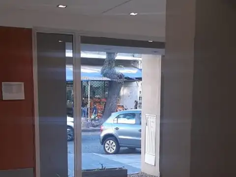 EXCELENTE MONOAMBIENTE TODO AIRE Y LUZ TODO INTEGRADO