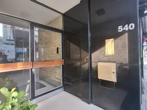 Venta departamento 3 amb Banfield centro