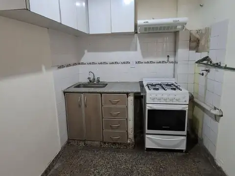 Venta departamento 3 amb Banfield centro