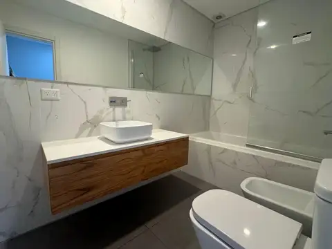 Departamento en Alquiler con 1 cocheras