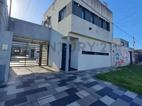 PH EN VENTA 1 DORMITORIO EN LA PLATA