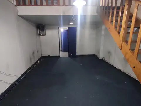 Local en Venta en Acassuso Vias  /  Santa Fe, USD 120.000