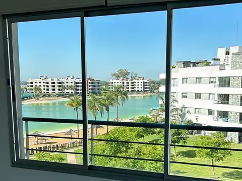 Departamento en Venta en Pilar, USD 250.000