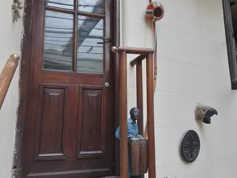 Depto Tipo Casa en Venta 75 años