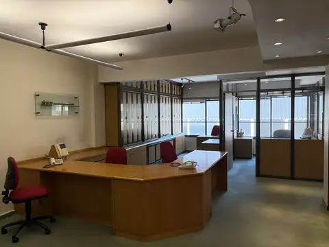 Juan Domingo Peròn 1500, Piso 3ro