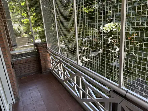 Departamento en Alquiler con 1 cocheras