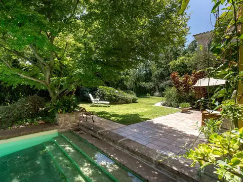 Casa en Venta con 1 cochera