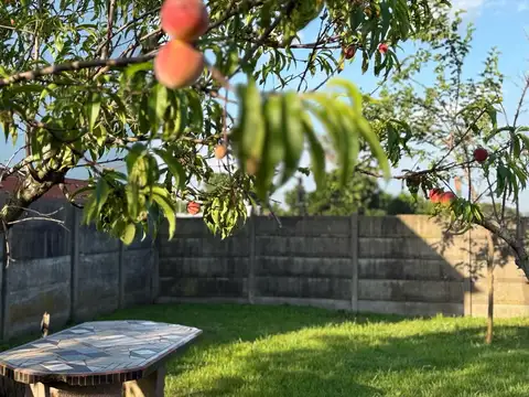 Casa en Venta con 1 cochera