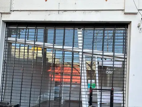 Local en Alquiler en Banfield, $ 850.000