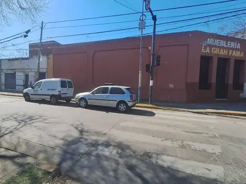 Local en Venta 53 años