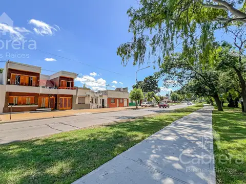 Boulevard 83 n°256 e/ 35 y 36