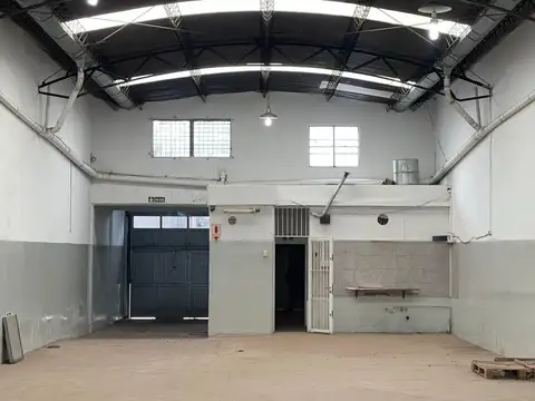 Galpón Depósito Local Financiación en San Martín