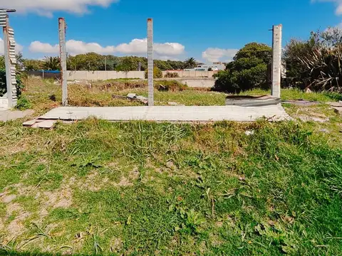 Terreno en Venta 15  mts Frente