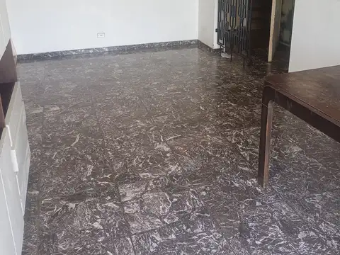 Departamento en alquiler en Almagro. 4 amb piso alto