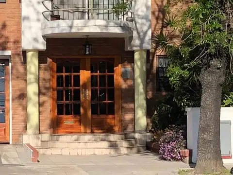 HIPOLITO YRIGOYEN al 7200