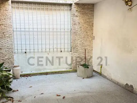 33 entre 119 y 120 , Piso 0