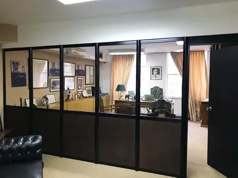 Oficina en Venta 60 años