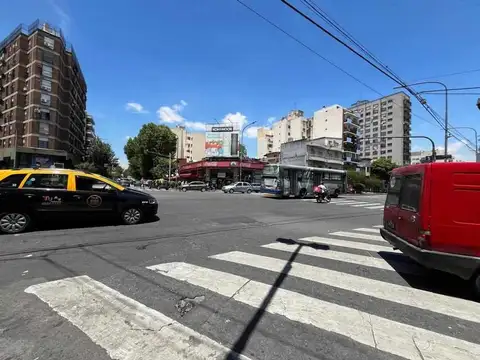 Local en Alquiler en Villa Luro, $ 2.000.000