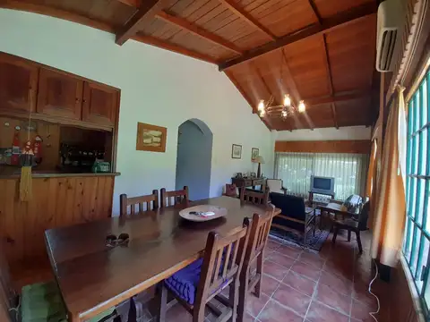 Casa 4 ambientes con 1 baño