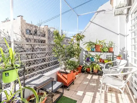 Giribone 2378 , Piso 1