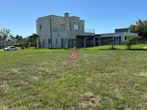 Terreno en Venta en Pilar del Este - Santa Elena, USD 75.000