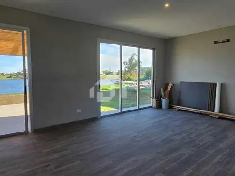 Casa en Venta en San Sebastian, USD 338.000