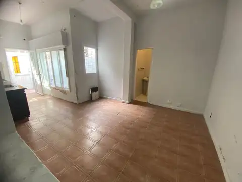 Depto Tipo Casa en Venta de 1 dormitorio