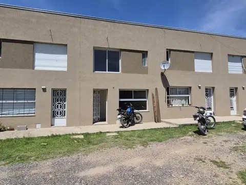 Departamento en Pueblo Esther - Patio - Parrillero