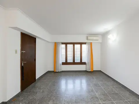 516 e/ 4 bis y 5 bis 900