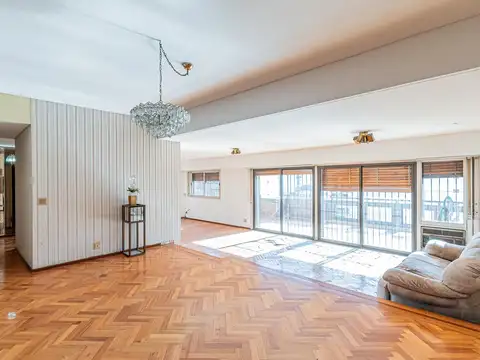 Oportunidad! Venta 5 ambientes con cochera