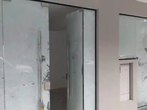 Roseti al 700, Colegiales