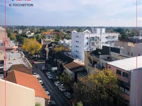 Amplio depto 3 amb con cochera