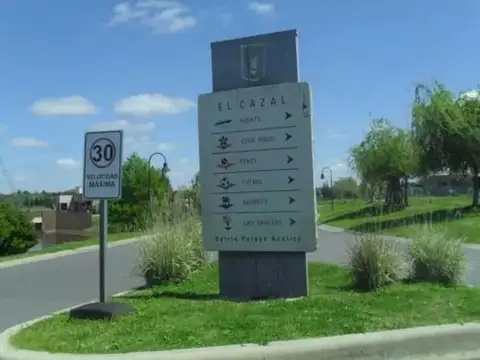 Terreno en Venta de 921,0 m2