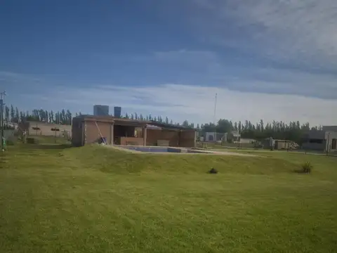 Terreno en Venta en Cipolletti, USD 120.000