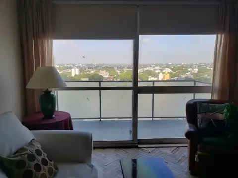 DEPARTAMENTO de 3 ambientes de estilo en Quilmes centro