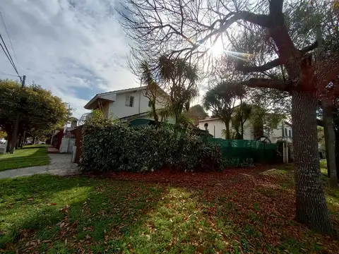 Casa + duplex en Pompeya