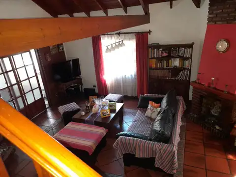 Venta Casa 3 Ambientes con quincho y pileta