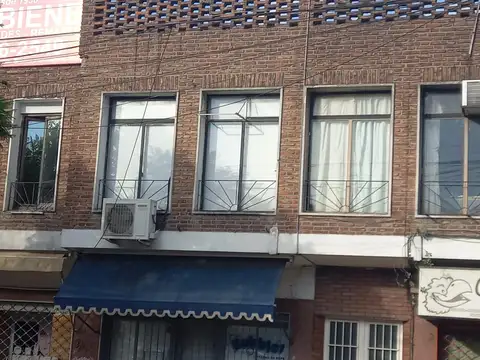 Of en 1°  sobre Z/ Comercial de Alta Demanda - Ideal para Negocios y Profesion S/exp