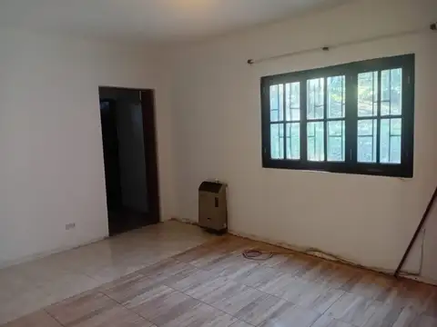 Casa 7 ambientes con 3 baños