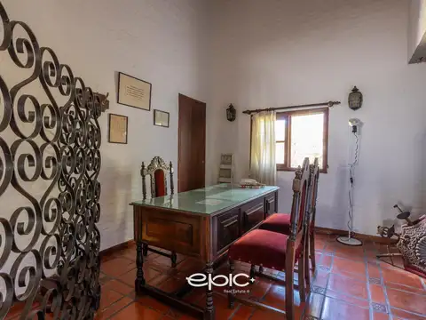 Casa 5 ambientes con 3 baños