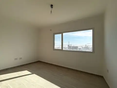 Casa 5 ambientes con 1 baño