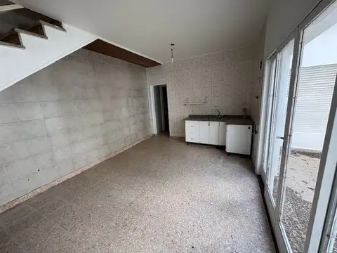Depto Tipo Casa en Venta en Piñeyro, USD 75.000