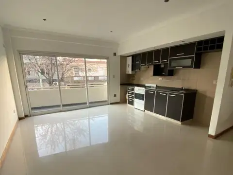 Departamento de 2 amb, excelente estado 