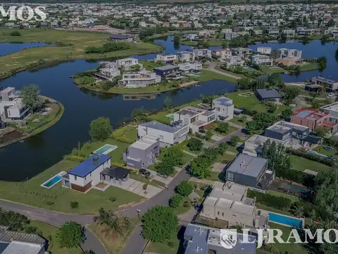 Casa en Alquiler de 3 dormitorios