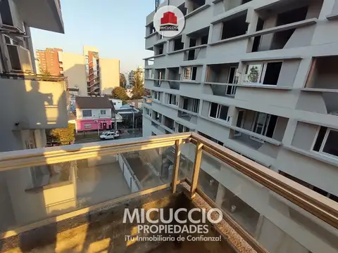 Departamento en venta, Moreno 810 (4°C), Escobar centro